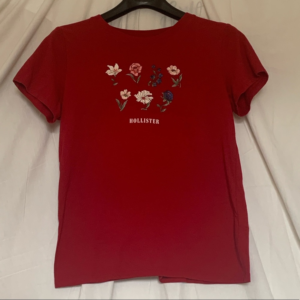 Hollister Flower Classic T-Shirt. Women’s L